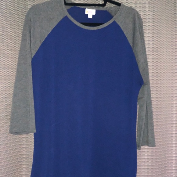 LuLaRoe Tops - LuLaRoe Randy